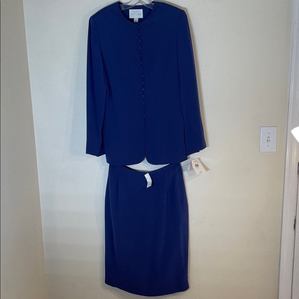 Valerie Stevens Pure Silk Button Up Jacket & Pencil Skirt Set. 10. NWT.